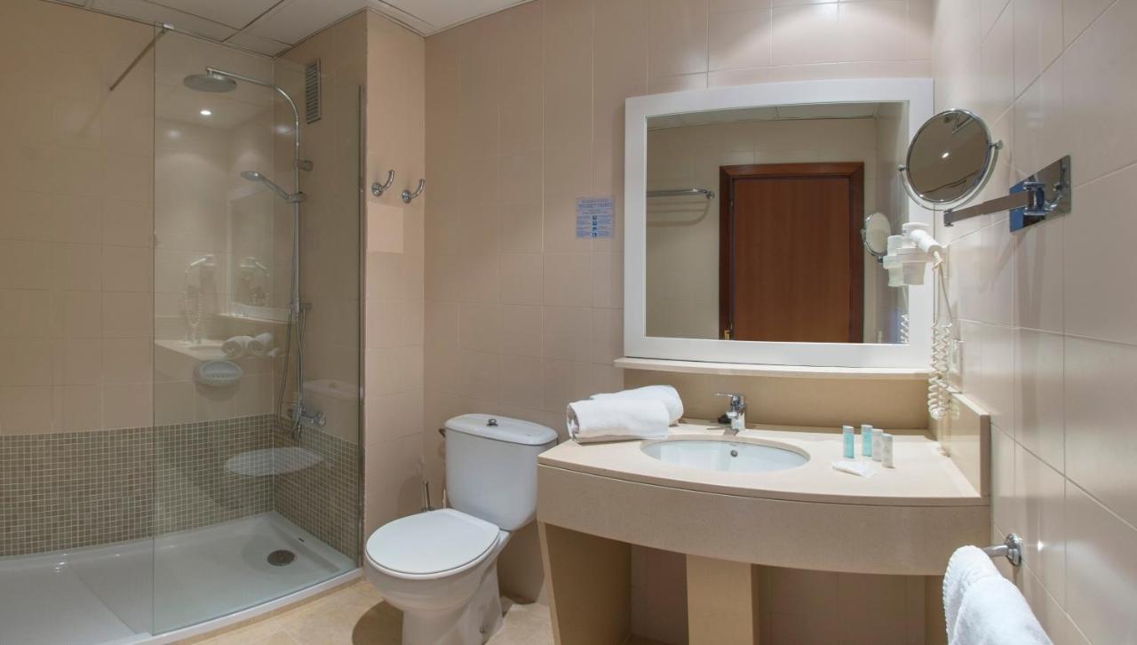 Twin Room,1207885684:JPEG